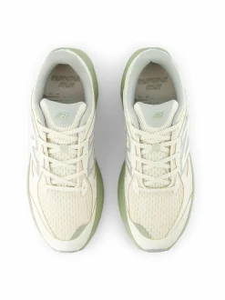UTRN Fresh Foam -sneakerit