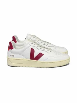 V-90 -nahkasneakerit