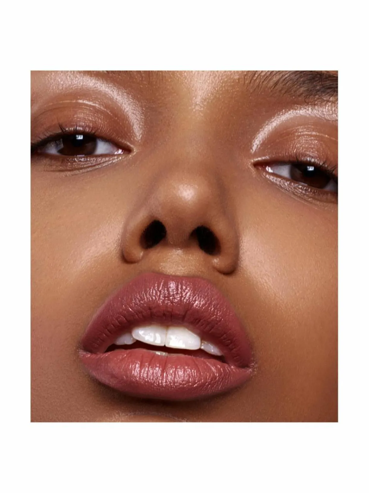 Velvet Wear Cream Lipstick, N32 -huulipuna