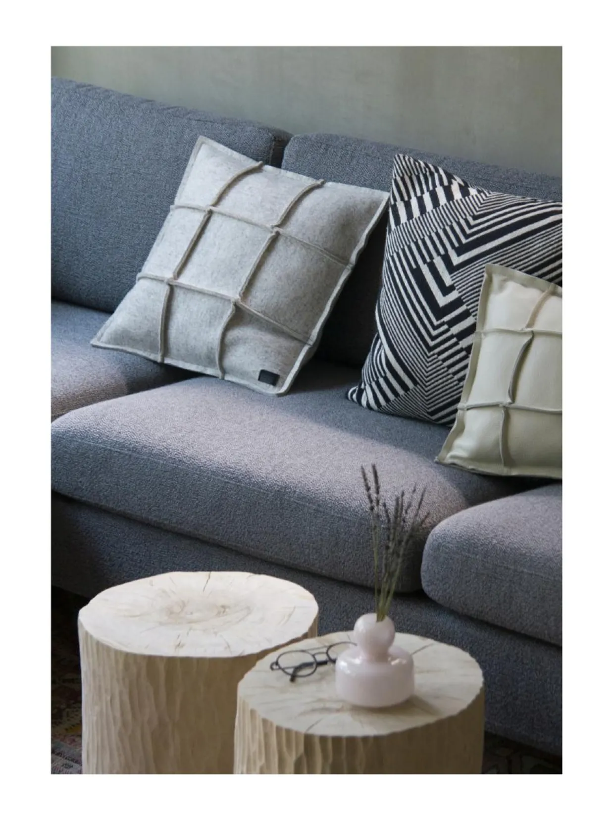 Väre-tyyny 45x45cm huopa