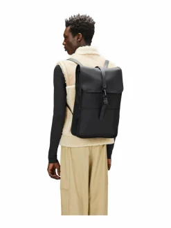 W3- vedenpitävä reppu