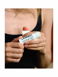 Wellbeing Lip Balm Trio -huulivoidepakkaus, 3x14g